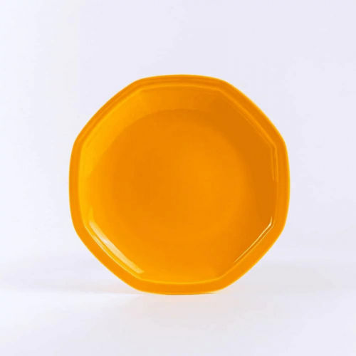 L'assiette en porcelaine jaune solaire française fabriqué en france